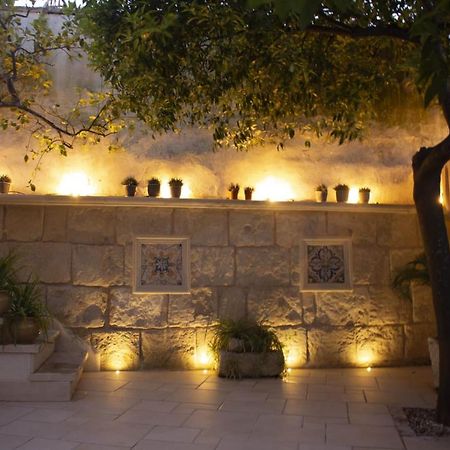 Amata Casa Apartment Muro Leccese Exterior photo